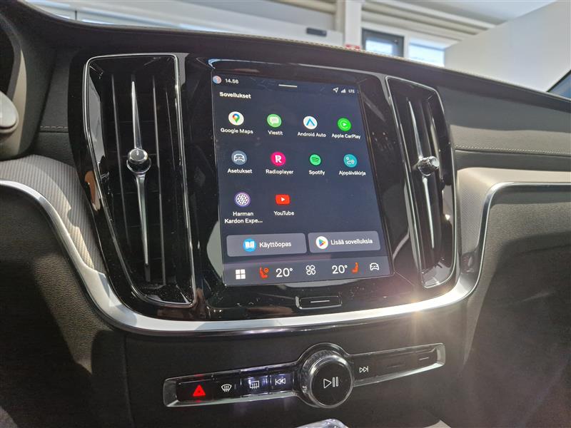 Volvo V60 T8 AWD LONG RANGE HIGH PERFORMANCE ULTRA DARK