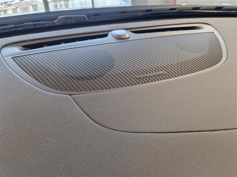 Volvo V60 T8 AWD LONG RANGE HIGH PERFORMANCE ULTRA DARK