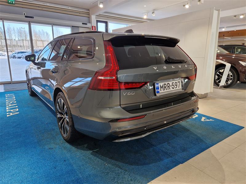 Volvo V60 T8 AWD LONG RANGE HIGH PERFORMANCE ULTRA DARK