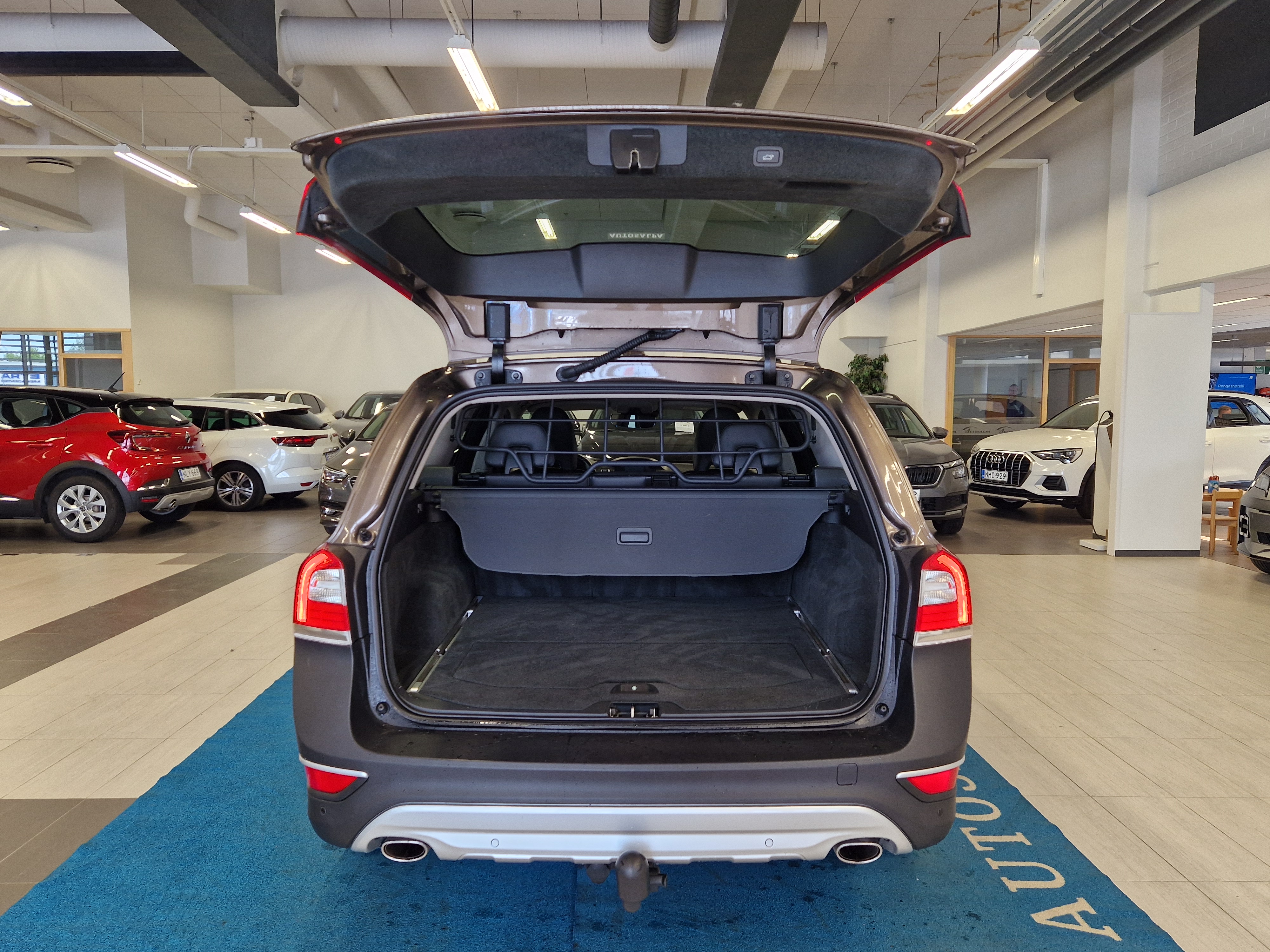 Volvo XC70 D4 AWD Classic aut 2016, kuva 3/14
