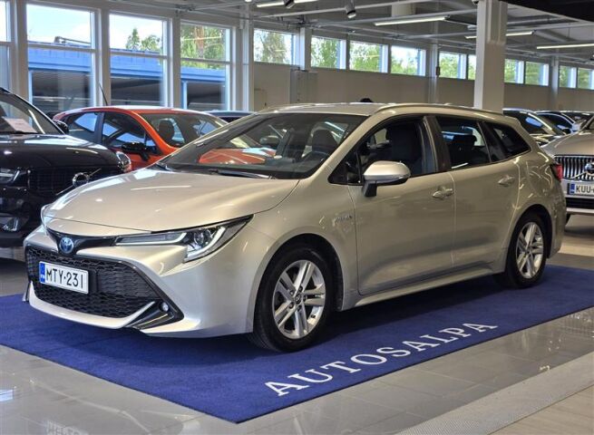 toyota COROLLA TOURING SPORTS 1.8 HYBRID ACTIVE.