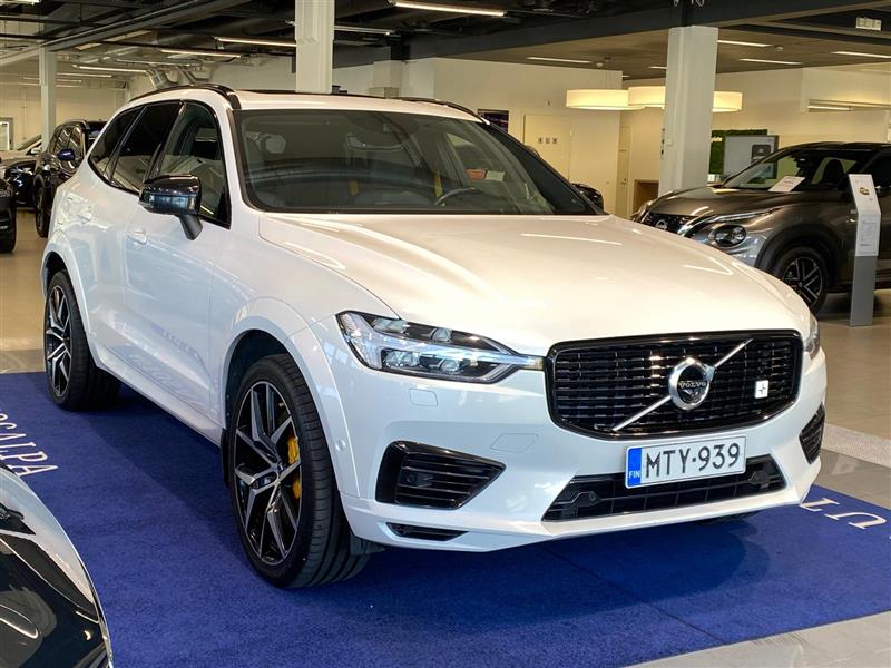 Volvo XC60 2020, photo 2/18