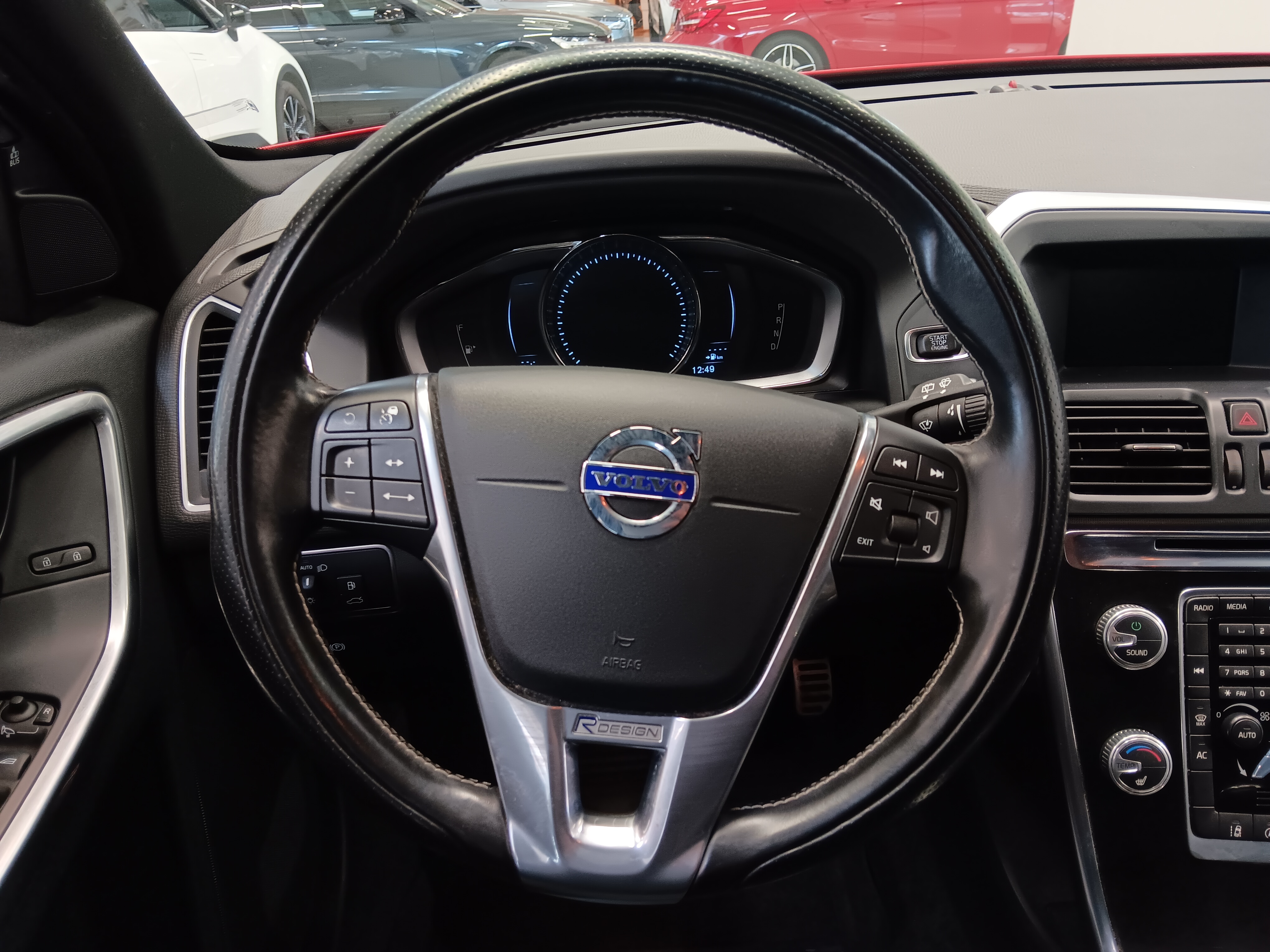 Volvo XC60 D4 R-DESIGN AUT