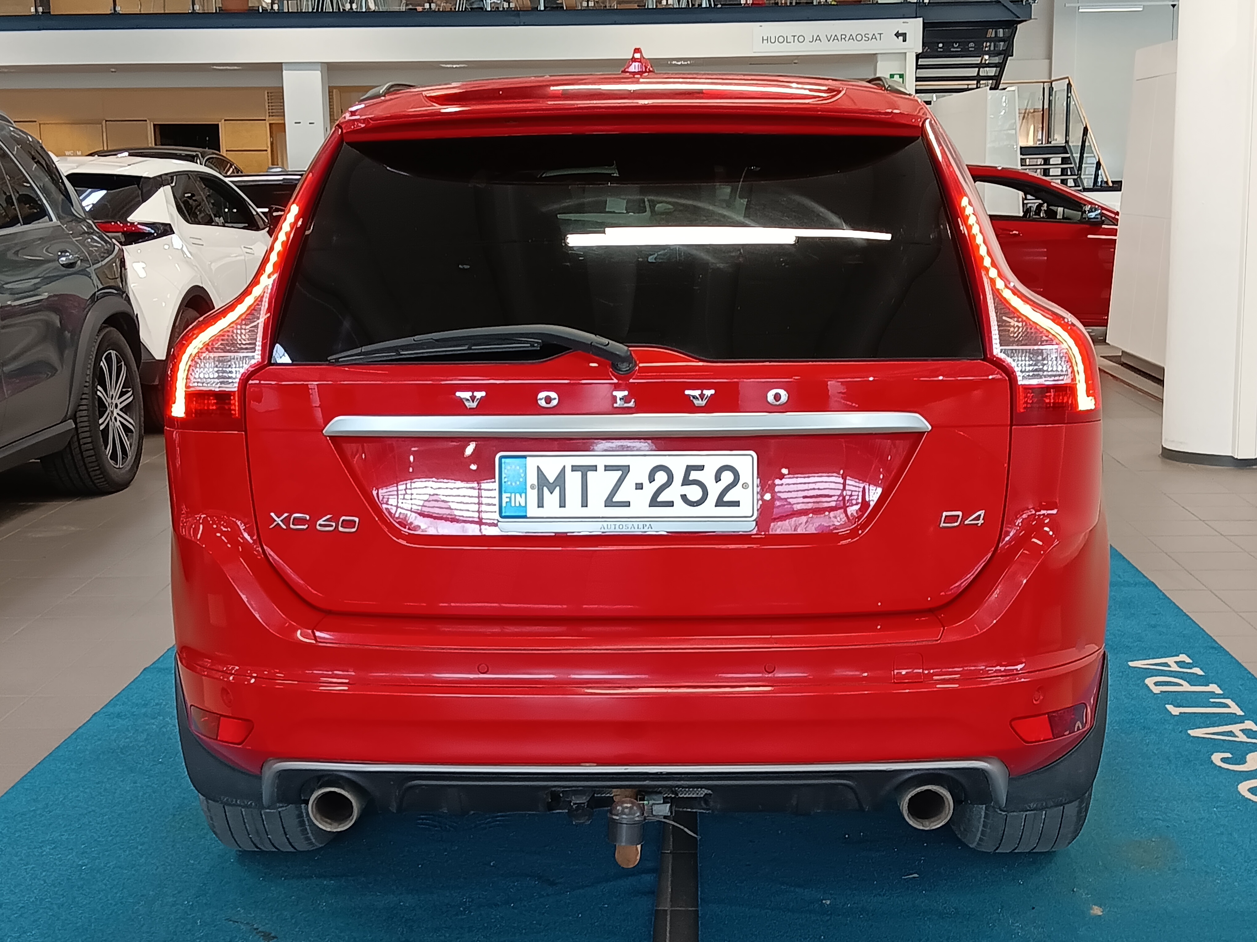 Volvo XC60 D4 R-DESIGN AUT
