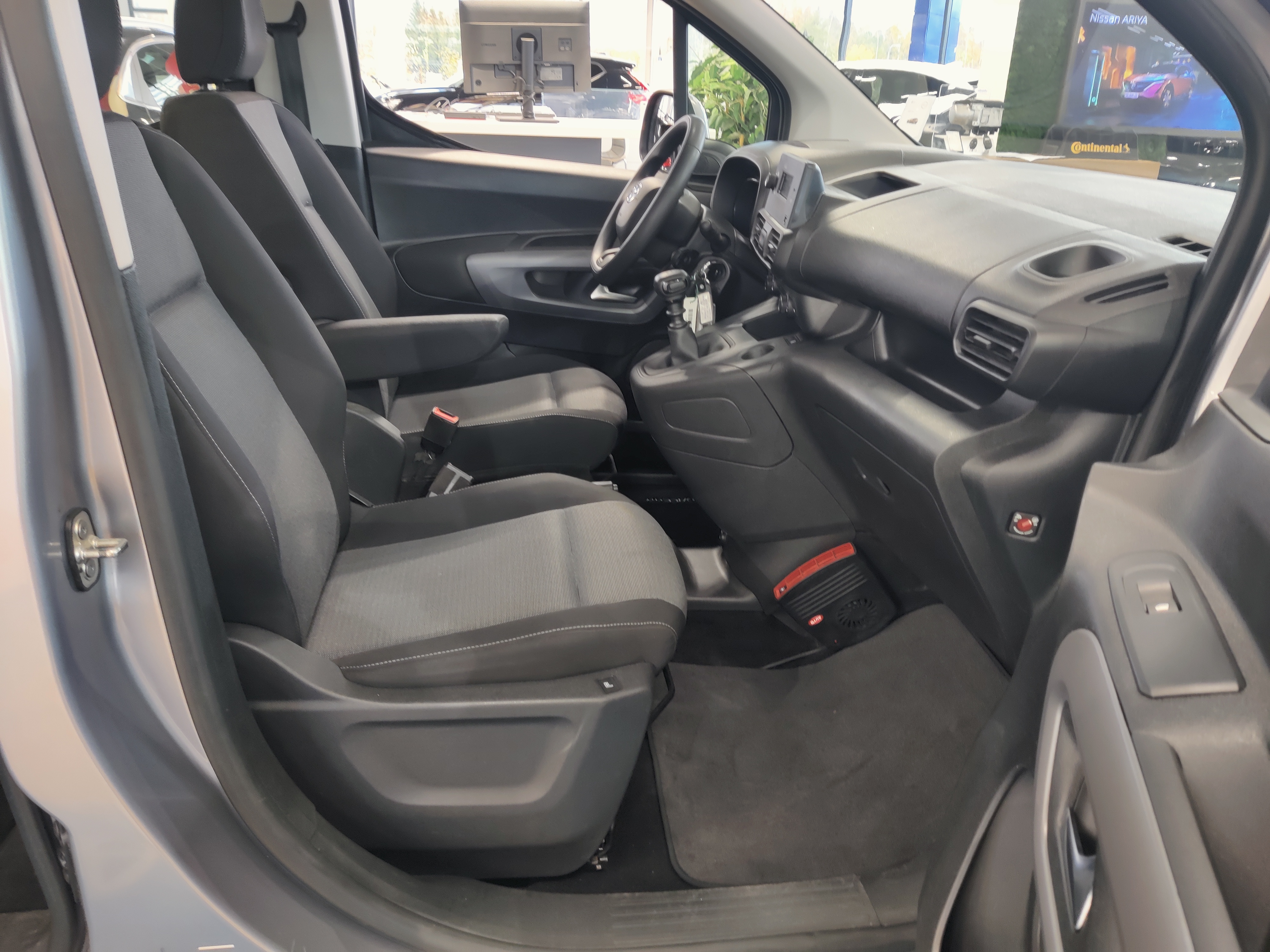 Toyota PROACE CITY VERSO ACTIVE L1 1.2 110 5OV