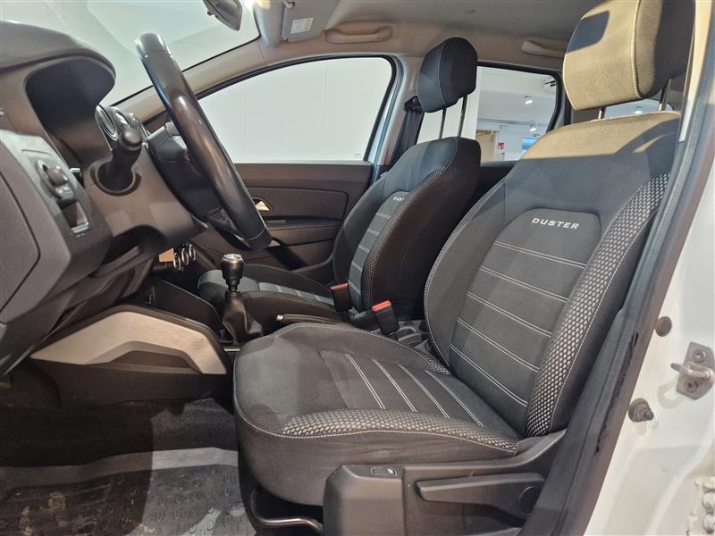Dacia DUSTER TCE 150 4X4 PRESTIGE. TAKUU 24KK/40TKM