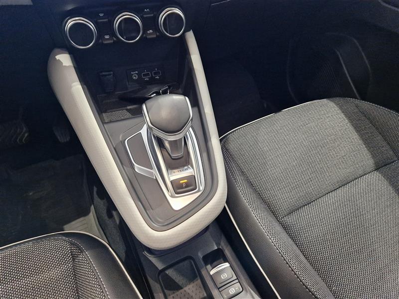 Renault CAPTUR E-TECH PLUG-IN HYBRID INTENS.TAKUU 12KK/20TKM