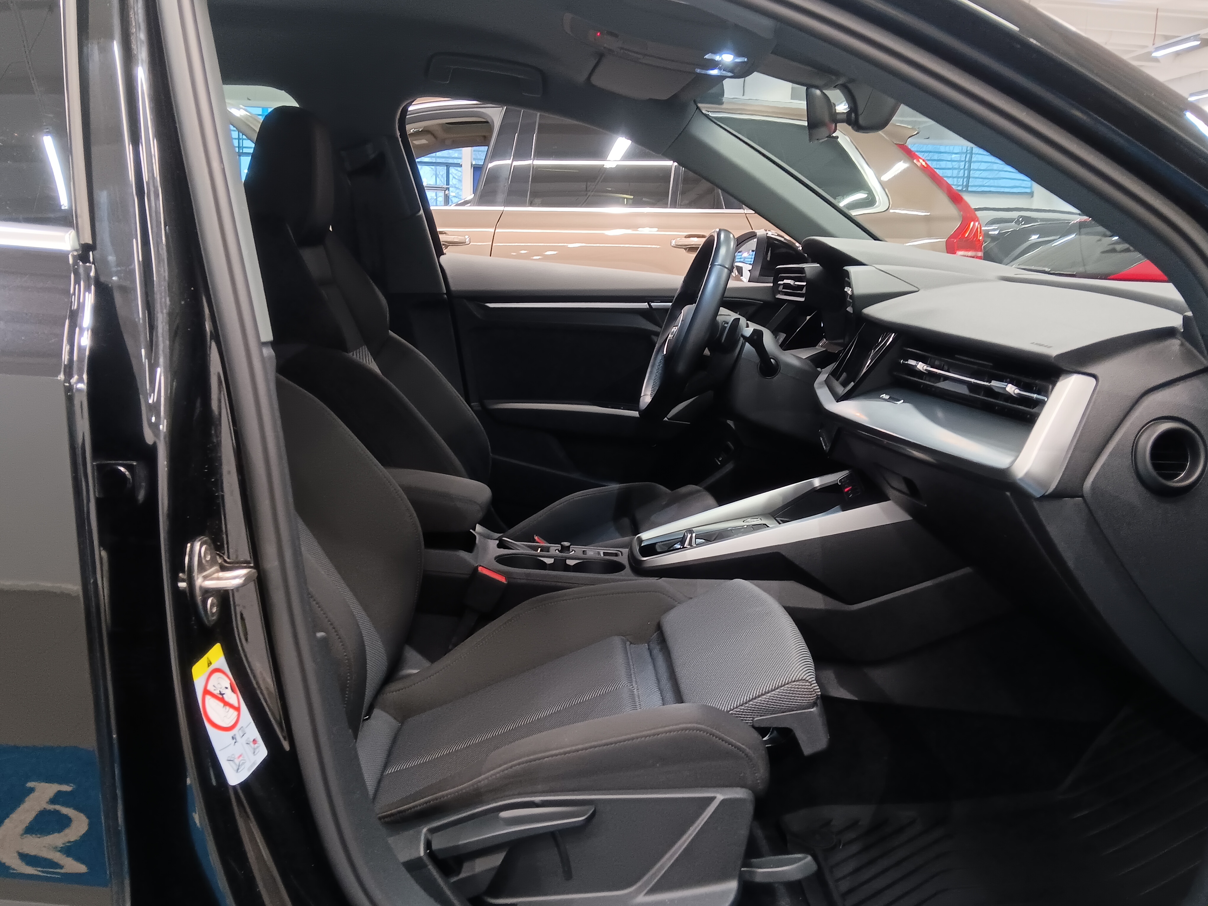 Audi A3 SPORTBACK BUSINESS ADVANCED 40 TFSI E 150KW S TRON