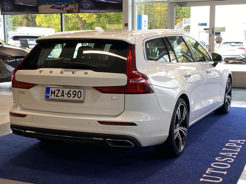 Volvo V60 T6 TwE AWD Inscription 2021, kuva 3/24