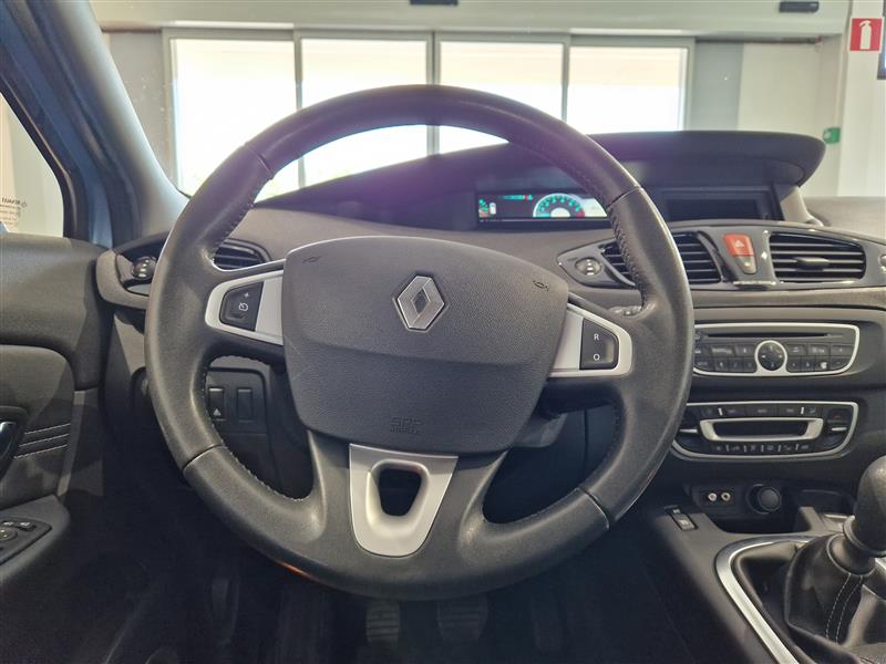 Renault GRAND SCENIC 1,4 TCE 130HV 6MT DYNAMIQUE