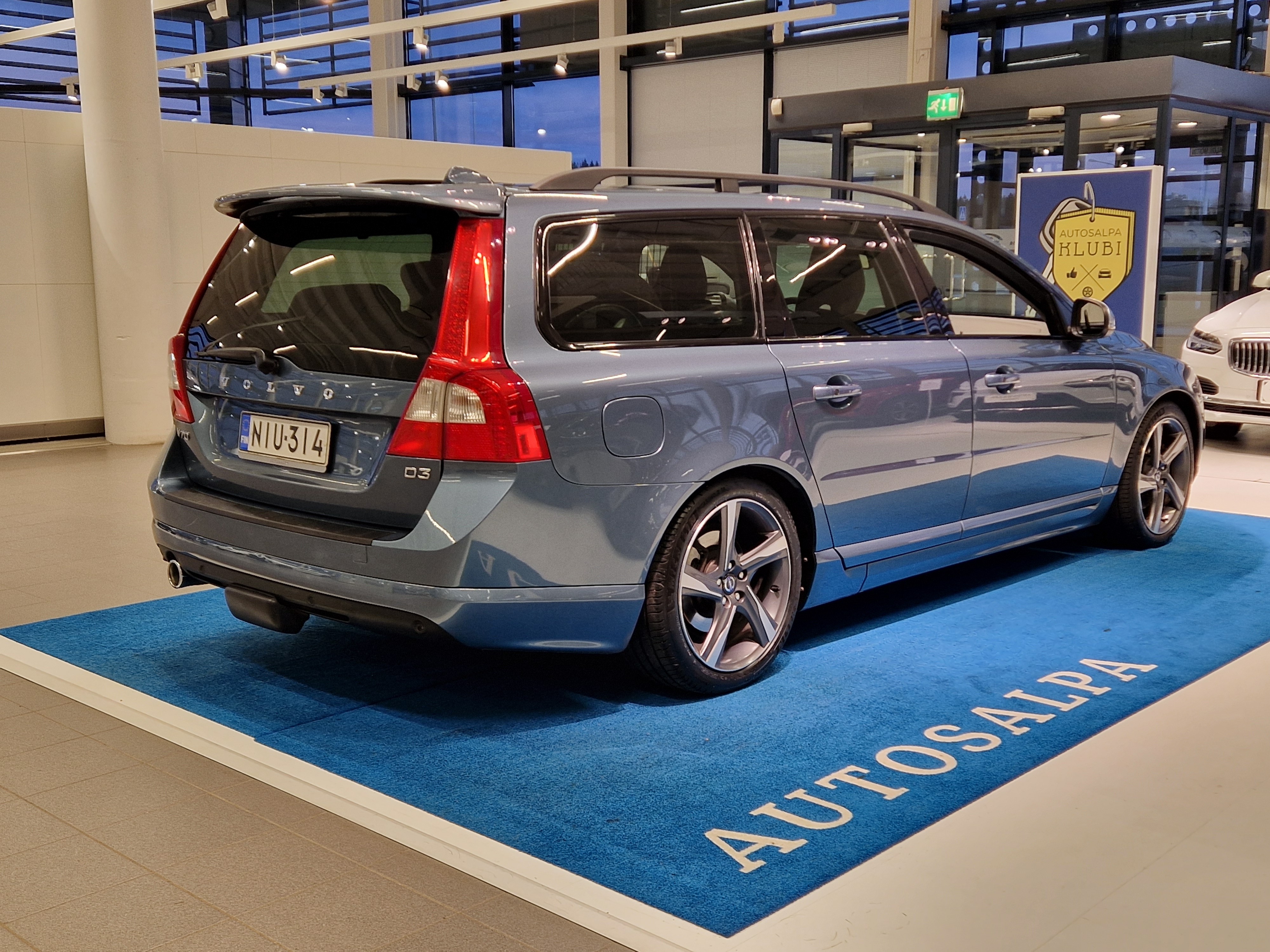 Volvo V70 D3 R-DESIGN BUSINESS AUT