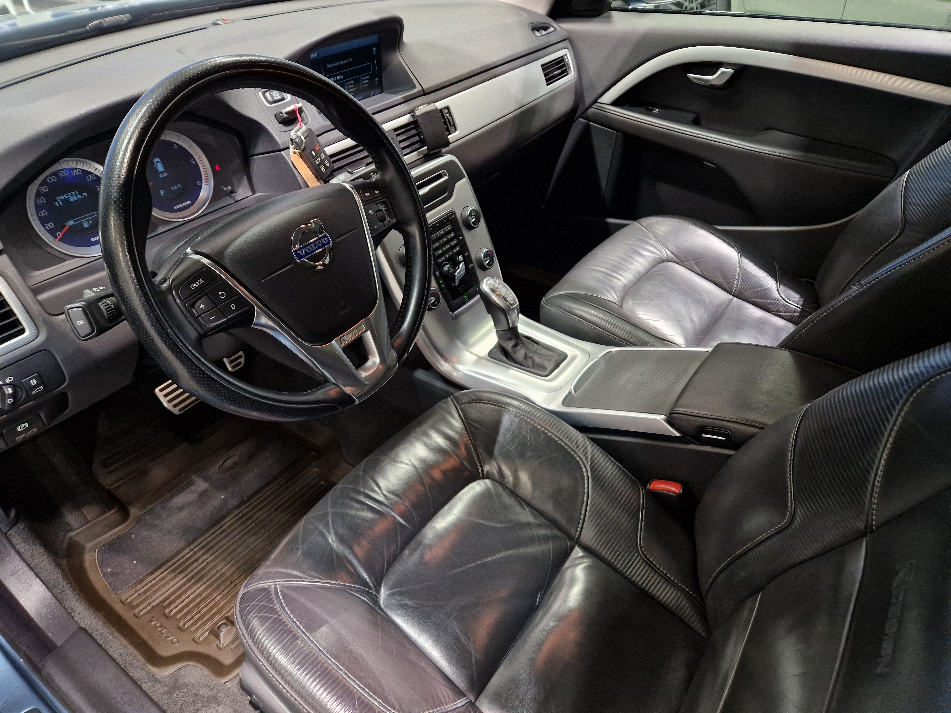 Volvo V70 D3 R-DESIGN BUSINESS AUT