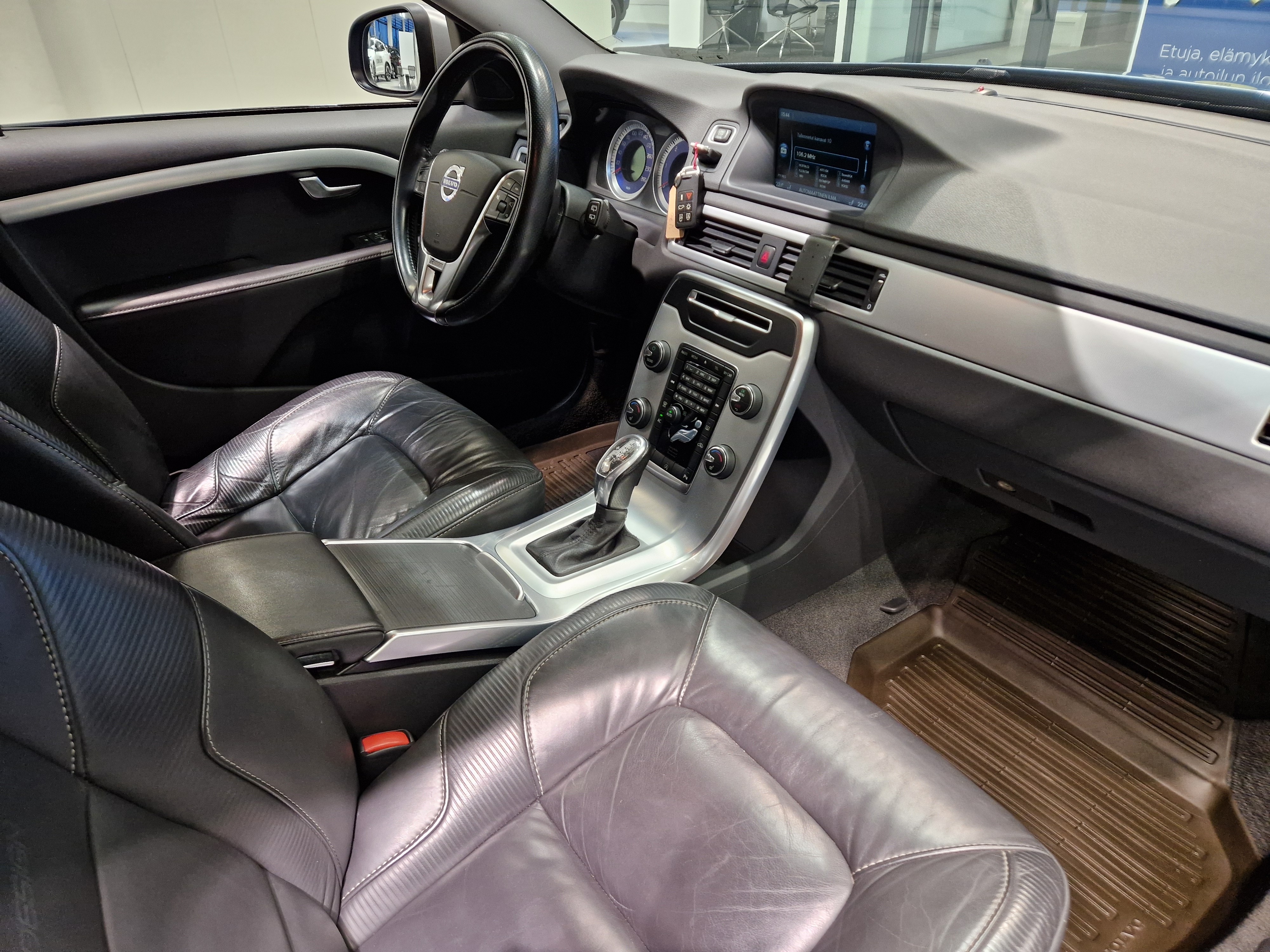 Volvo V70 D3 R-DESIGN BUSINESS AUT