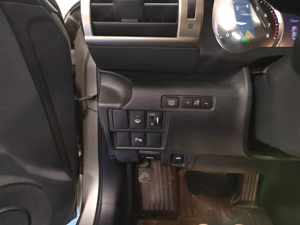 Lexus IS 300H EXECUTIVE