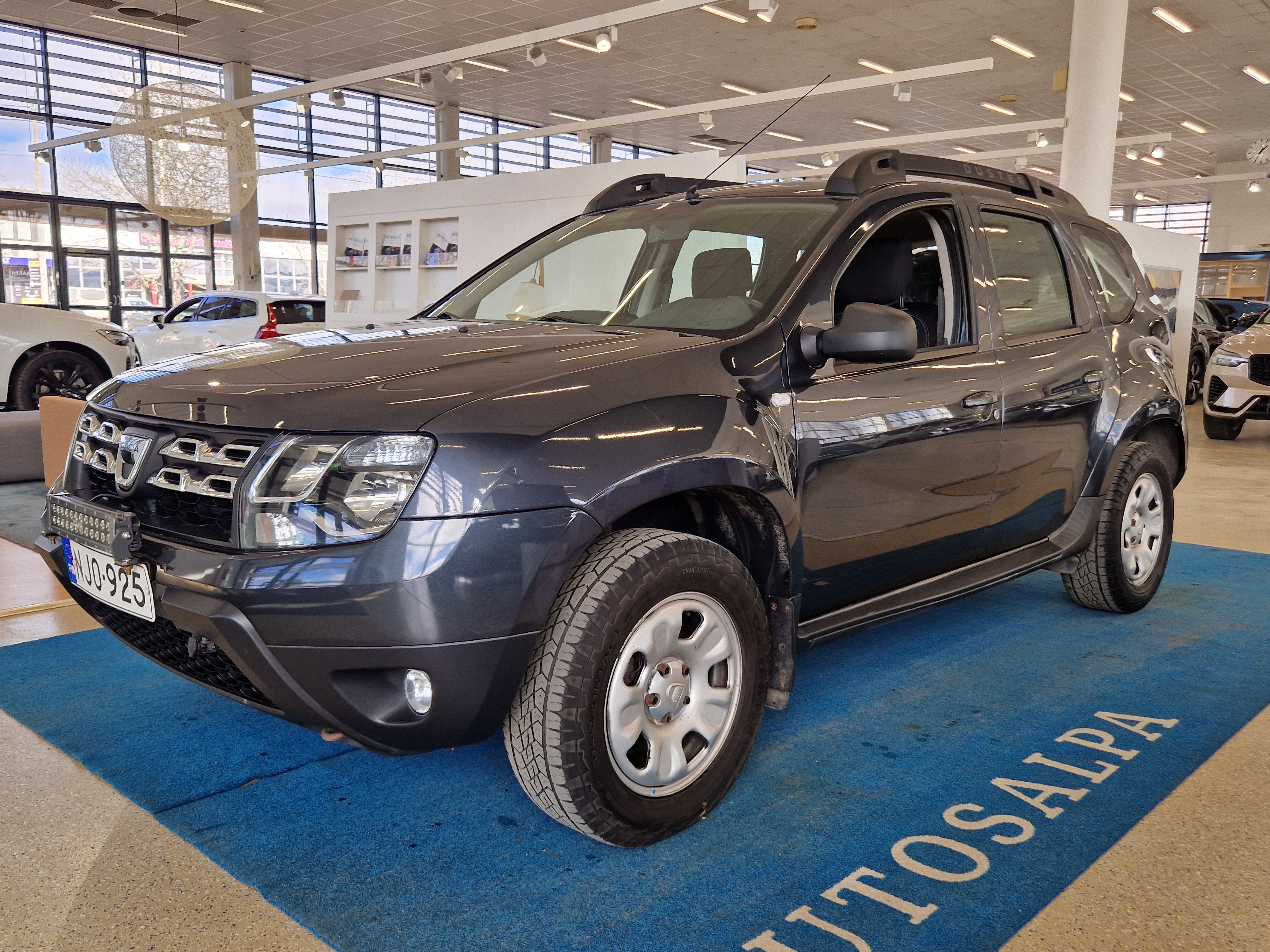 Dacia DUSTER DCI 110 4X4 LAUREATE