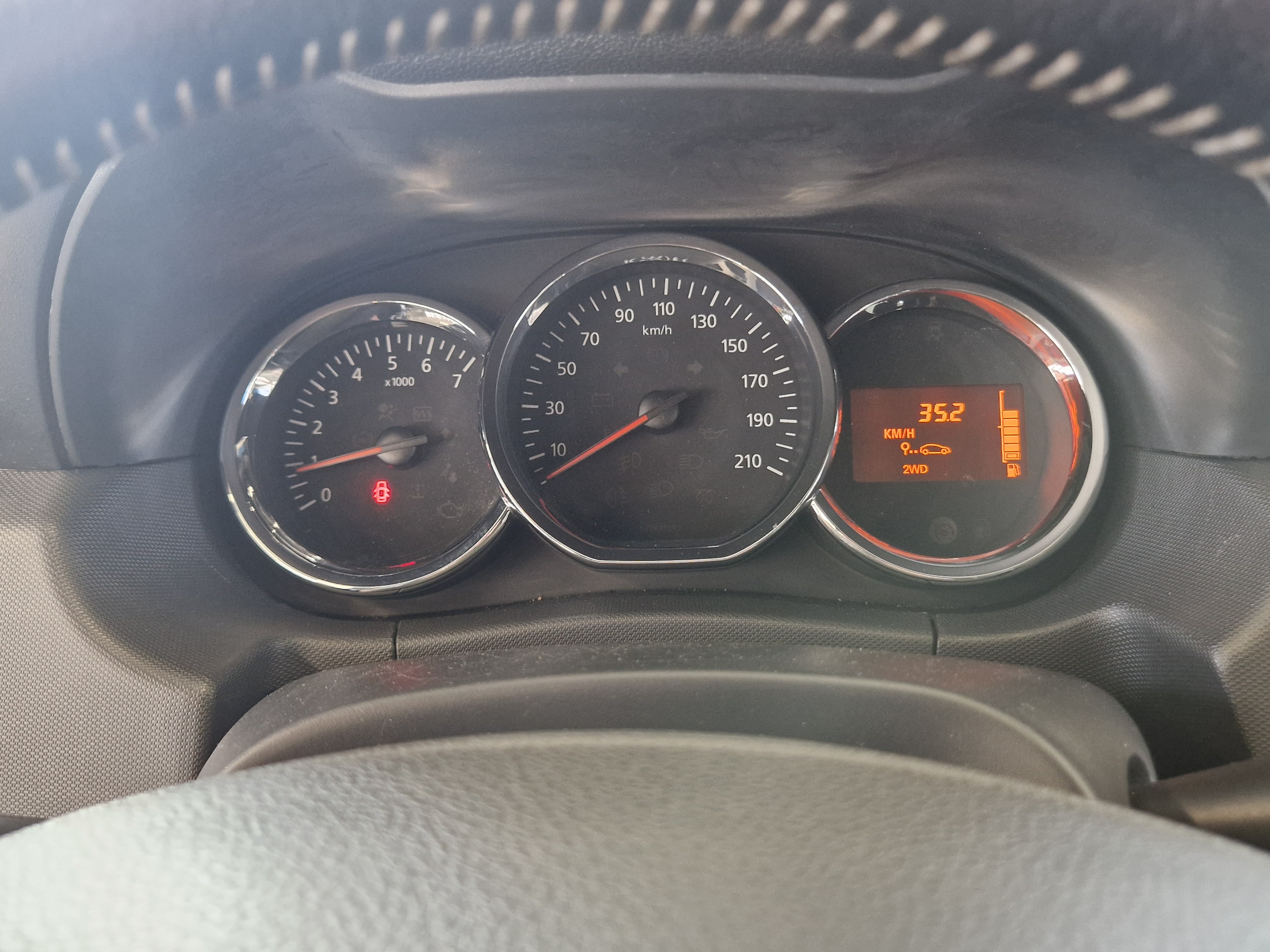 Dacia DUSTER DCI 110 4X4 LAUREATE