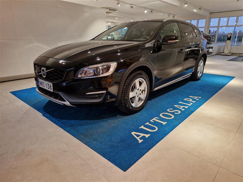 Volvo V60 CROSS COUNTRY D4 AWD BUSINESS SUMMUM AUT