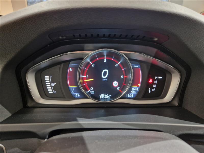 Volvo V60 CROSS COUNTRY D4 AWD BUSINESS SUMMUM AUT