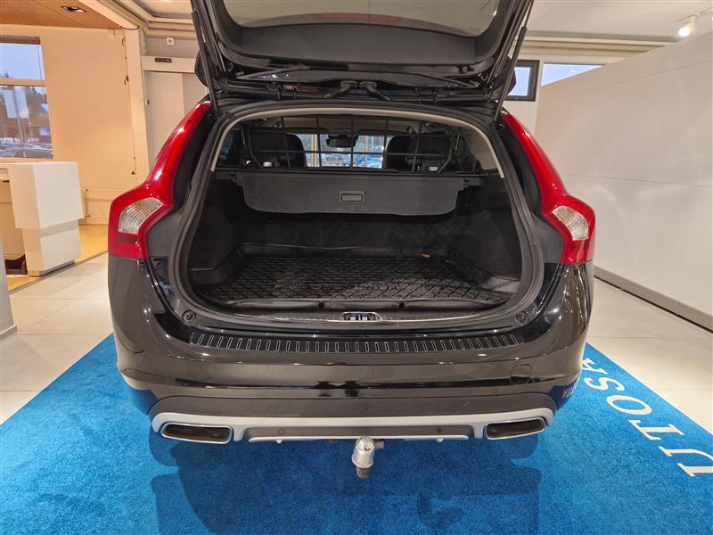 Volvo V60 CROSS COUNTRY D4 AWD BUSINESS SUMMUM AUT
