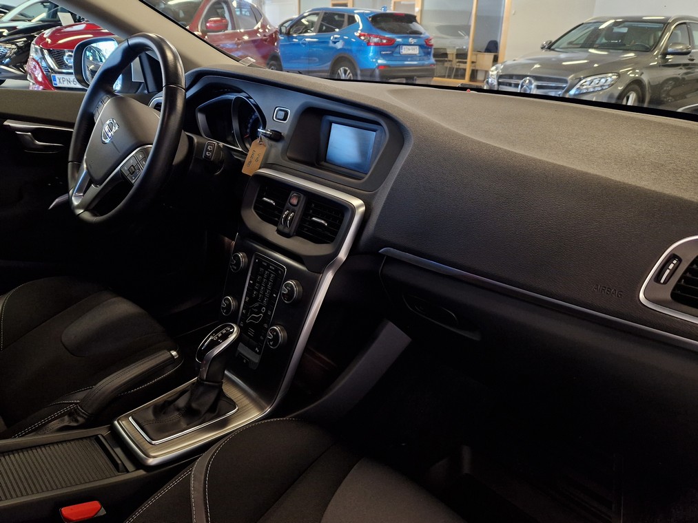 Volvo V40 D2 BUSINESS AUT