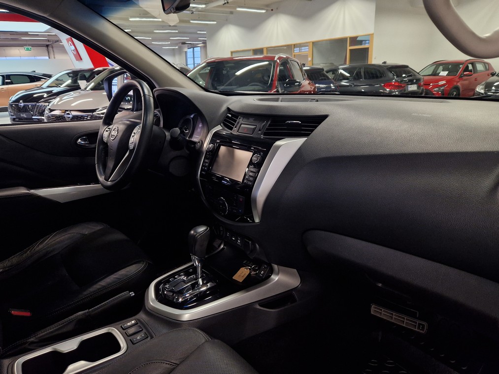Nissan NAVARA DOUBLE CAB 2,3 DCI 190HP AT TEKNA SUNROOF, LEATHER