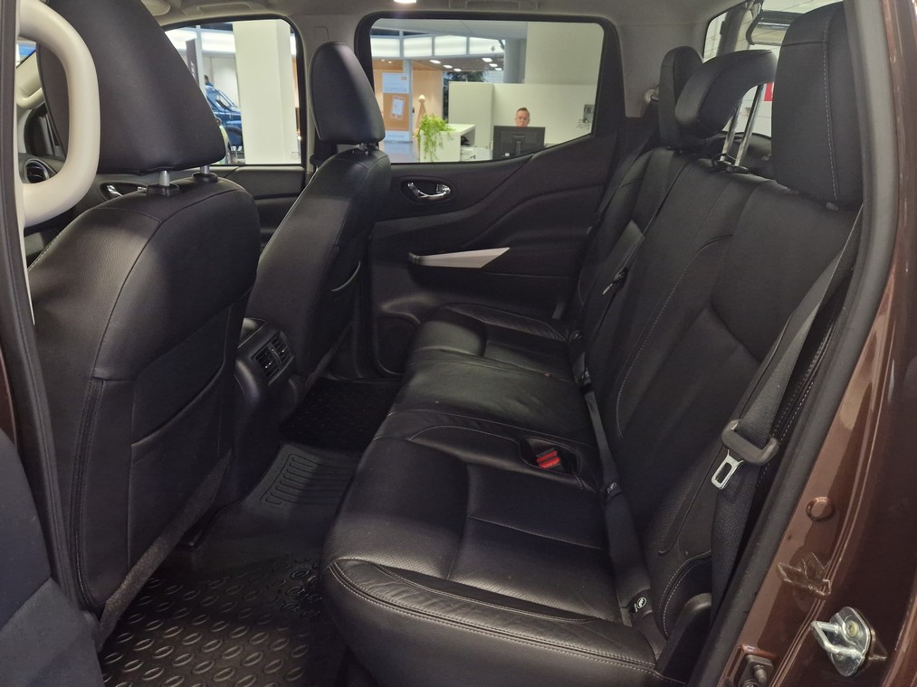 Nissan NAVARA DOUBLE CAB 2,3 DCI 190HP AT TEKNA SUNROOF, LEATHER