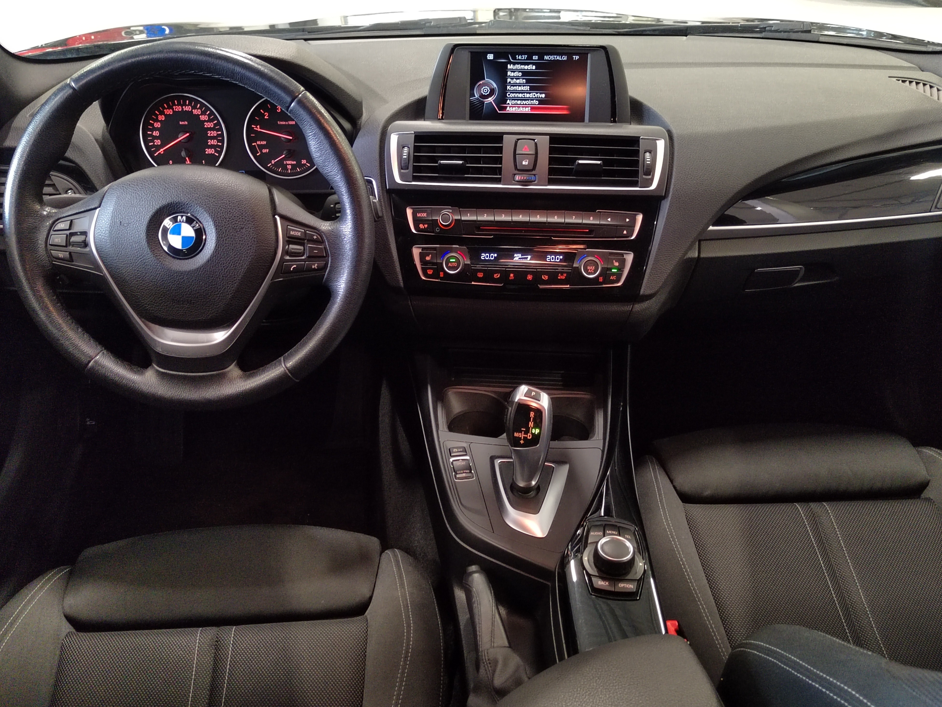 Bmw 118 F20 HATCHBACK 118I A BUSINESS