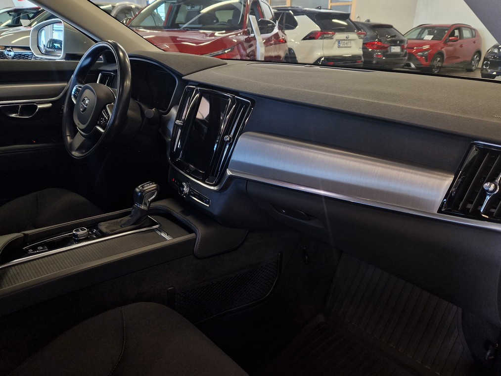Volvo S90 D4 MOMENTUM AUT TAKUU 12KK/20TKM.