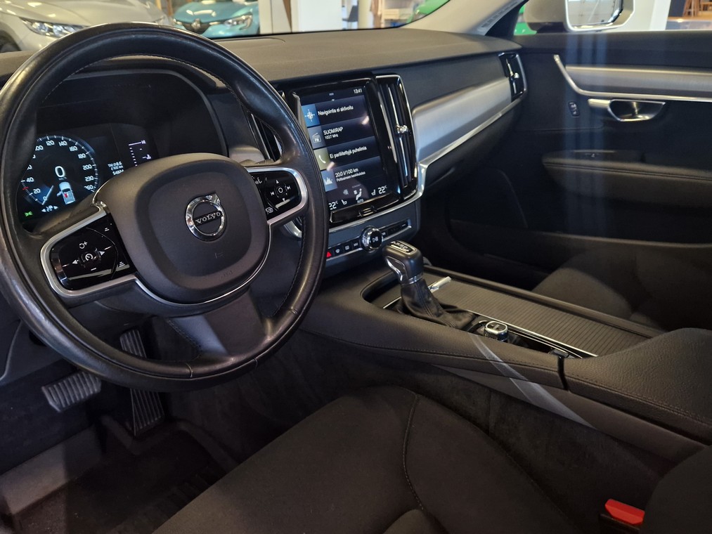 Volvo S90 D4 MOMENTUM AUT TAKUU 12KK/20TKM.