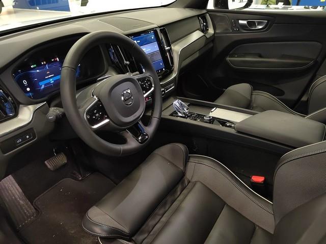 Volvo XC60 T6 AWD LONG RANGE PLUS DARK TAKUU 24KK/40TKM.