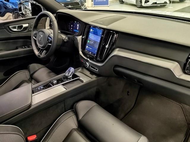 Volvo XC60 T6 AWD LONG RANGE PLUS DARK TAKUU 24KK/40TKM.