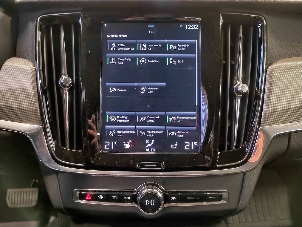 Volvo V90 CROSS COUNTRY D4 AWD BUSINESS AUT TAKUU 24KK/40TKM