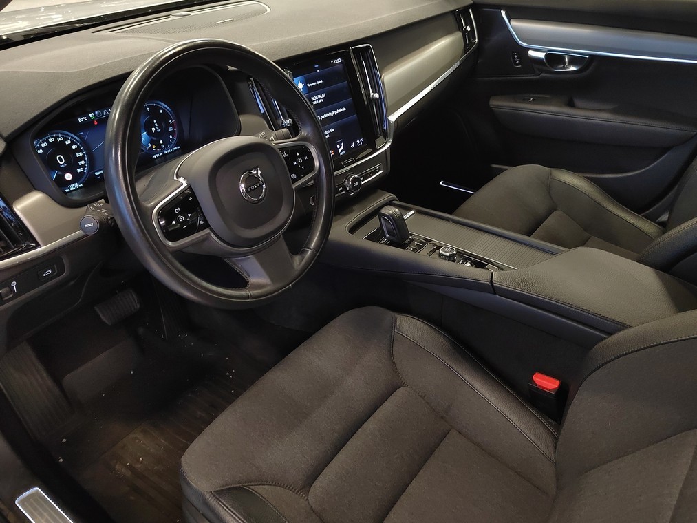 Volvo V90 CROSS COUNTRY D4 AWD BUSINESS AUT TAKUU 24KK/40TKM