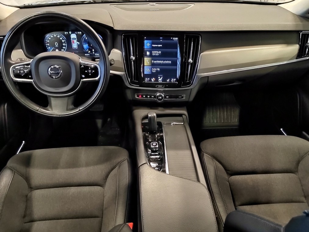 Volvo V90 CROSS COUNTRY D4 AWD BUSINESS AUT TAKUU 24KK/40TKM