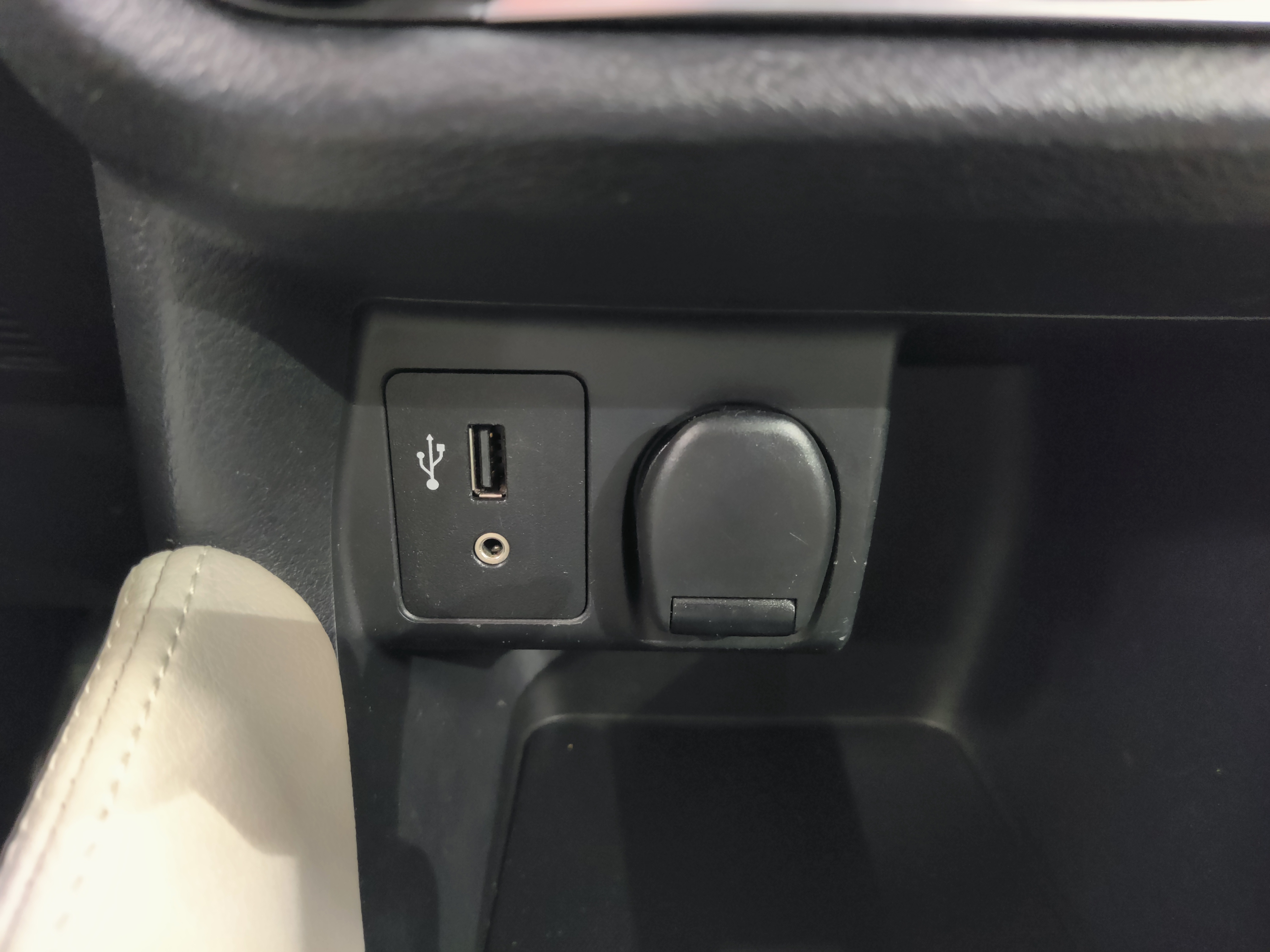 Nissan MICRA IG-T 90 S/S ACENTA 5M/T