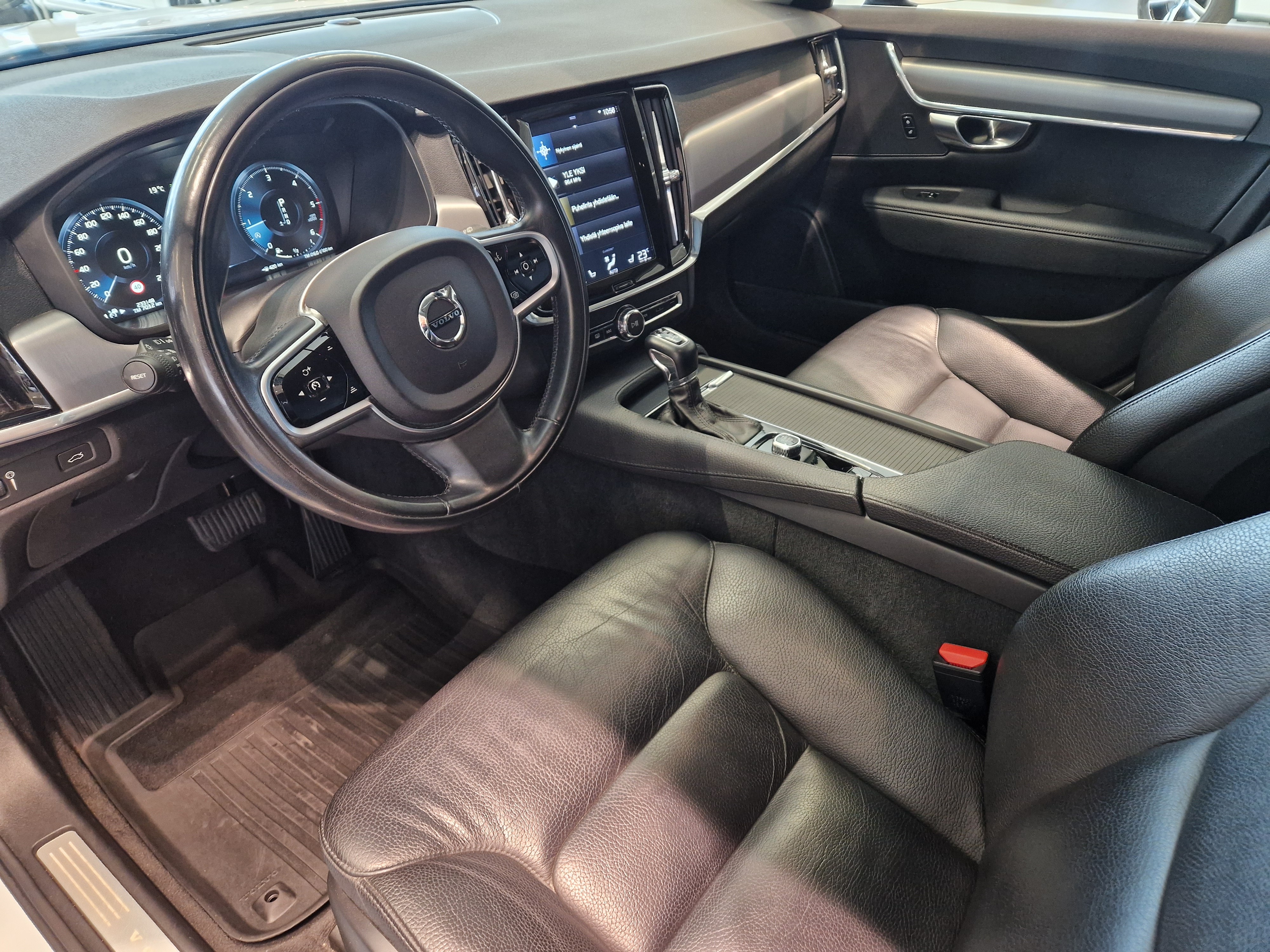 Volvo V90 D3 AWD BUSINESS AUT