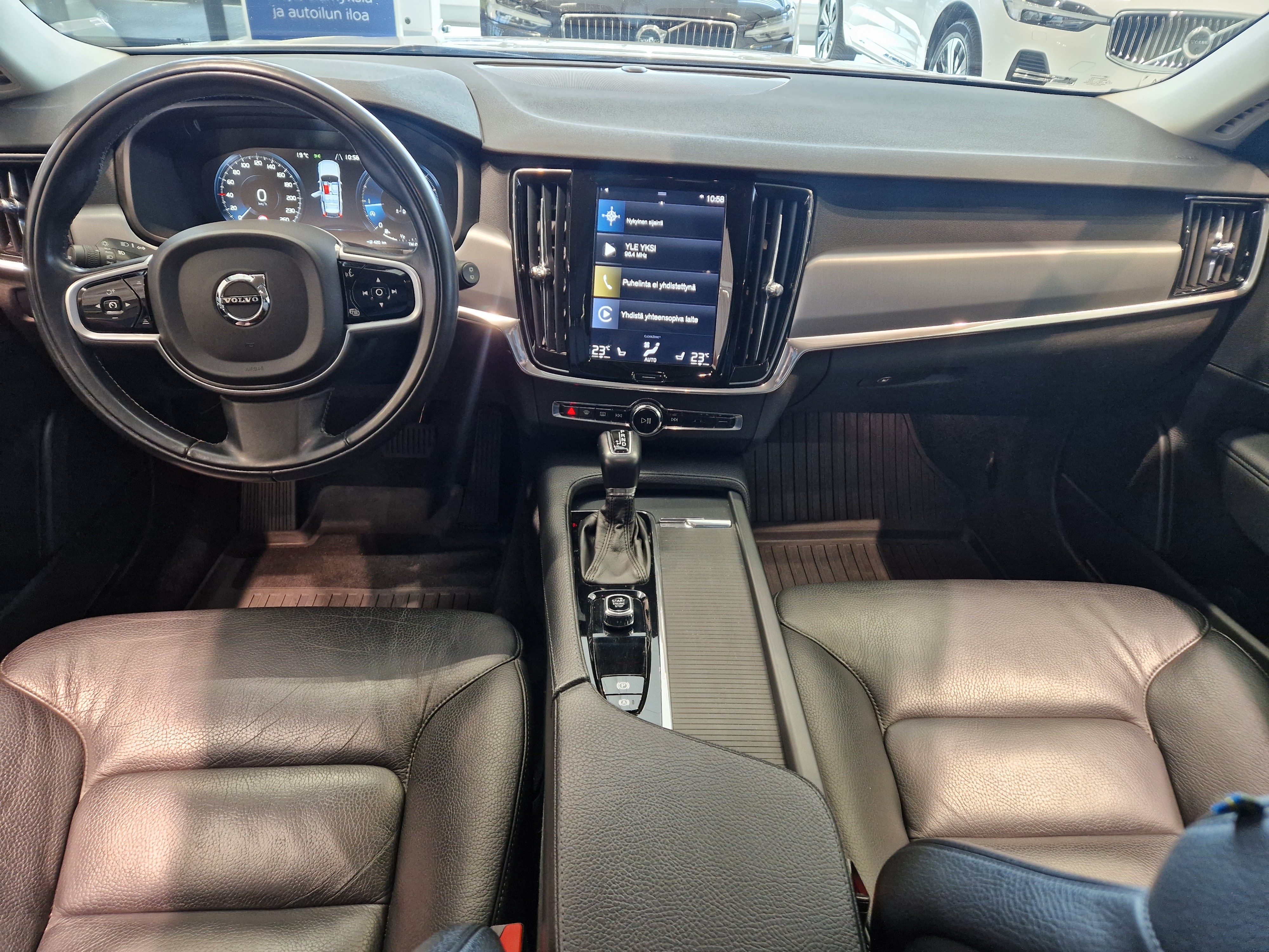 Volvo V90 D3 AWD BUSINESS AUT