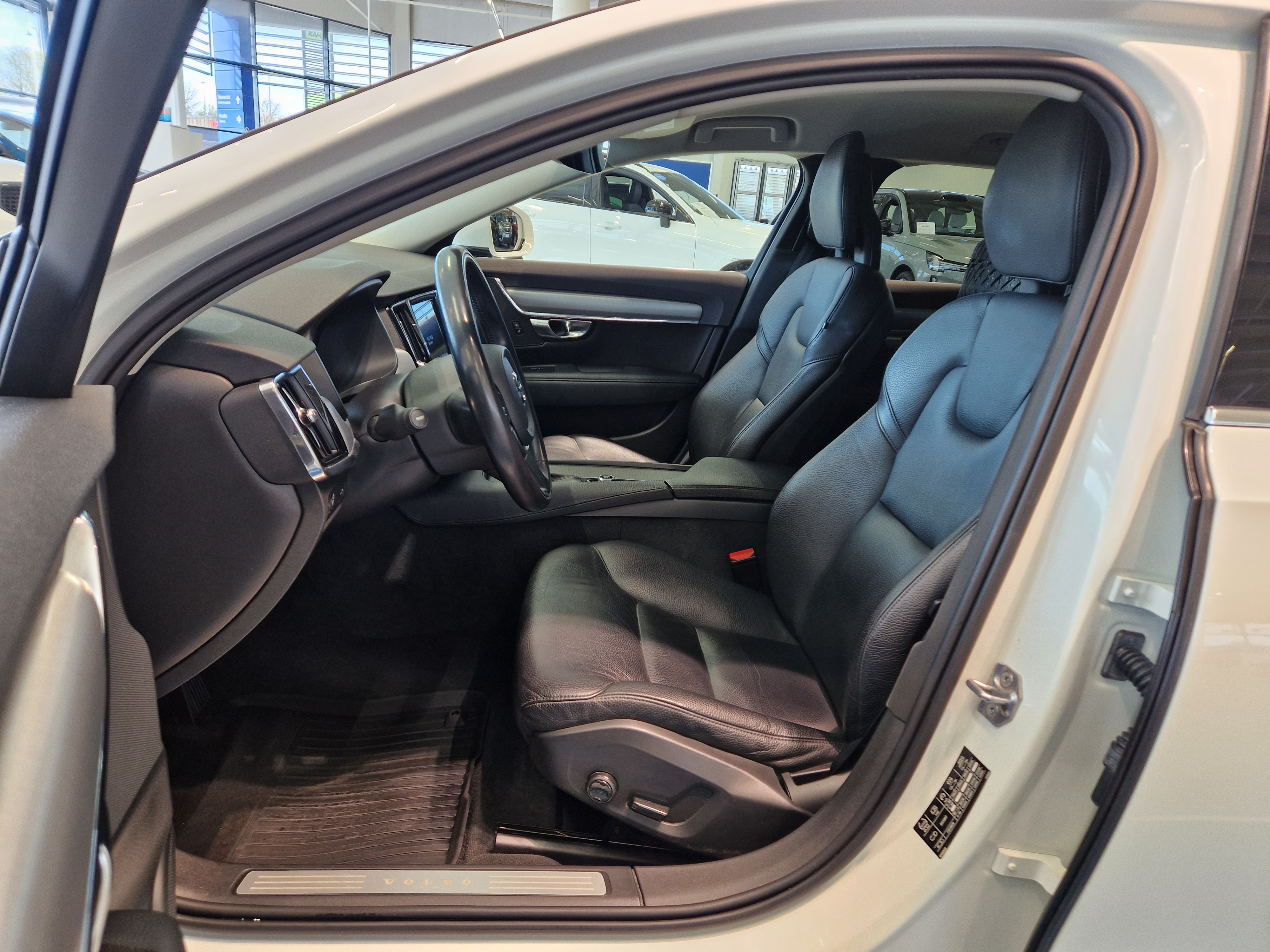 Volvo V90 D3 AWD BUSINESS AUT