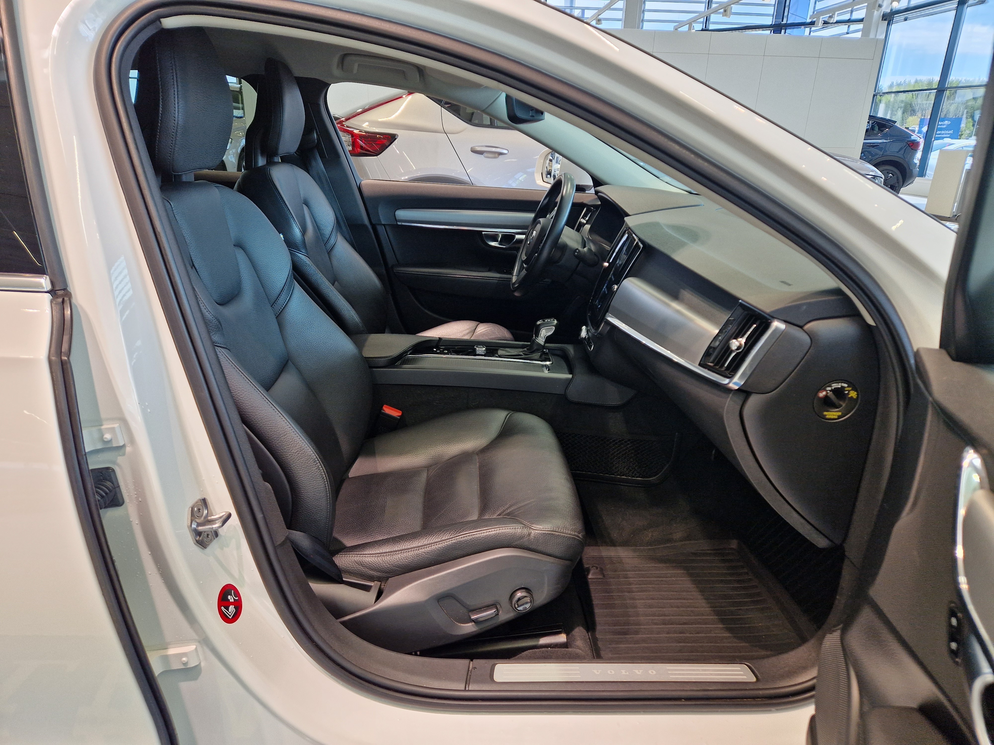 Volvo V90 D3 AWD BUSINESS AUT