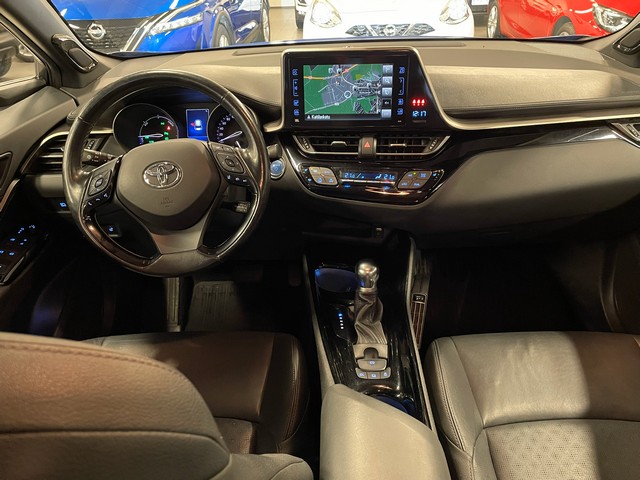 Toyota C-HR 1,8 HYBRID INTENSE
