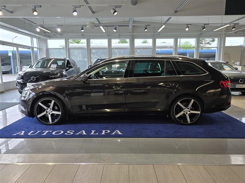 Skoda SUPERB COMBI 2.0 TDI 190 STYLE DSG AUT.