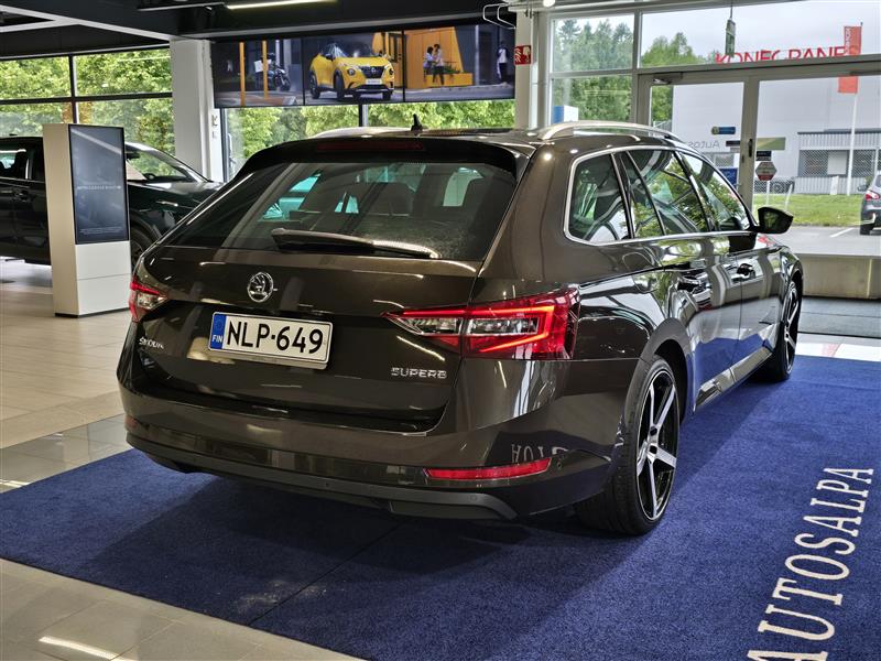 Skoda SUPERB COMBI 2.0 TDI 190 STYLE DSG AUT.