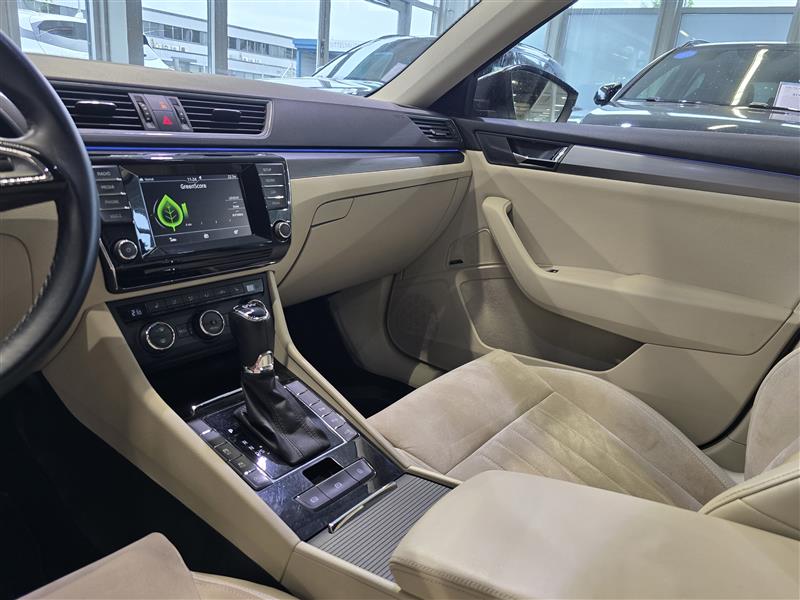 Skoda SUPERB COMBI 2.0 TDI 190 STYLE DSG AUT.