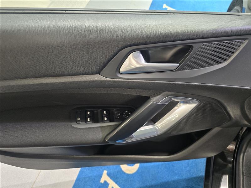 Peugeot 308 SW STYLE 75 EDITION PURETECH 130 EAT8-AUTOMAATTI