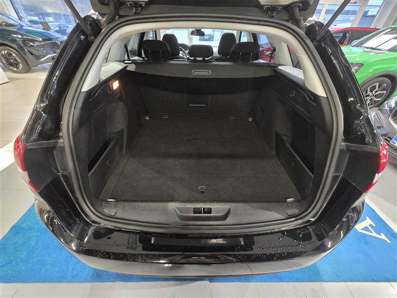 Peugeot 308 SW STYLE 75 EDITION PURETECH 130 EAT8-AUTOMAATTI