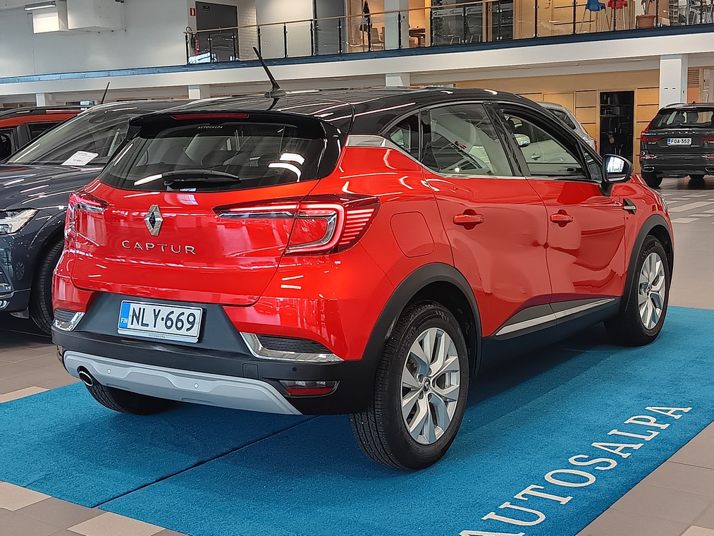 Renault CAPTUR TCE 155 EDC7-AUT INTENS