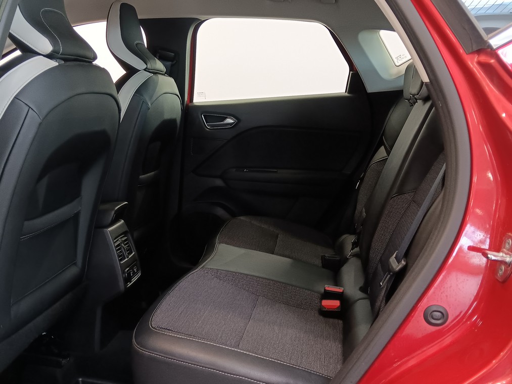 Renault CAPTUR TCE 155 EDC7-AUT INTENS