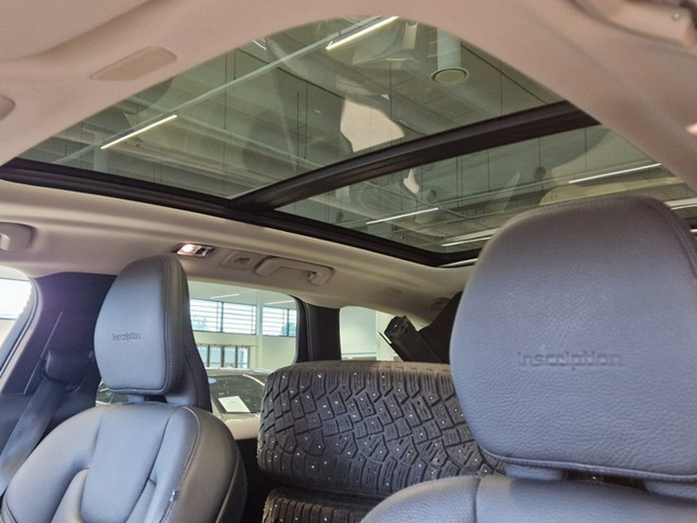 Volvo XC60 T8 TWE AWD INSCRIPTION TAKUU 24KK/40TKM