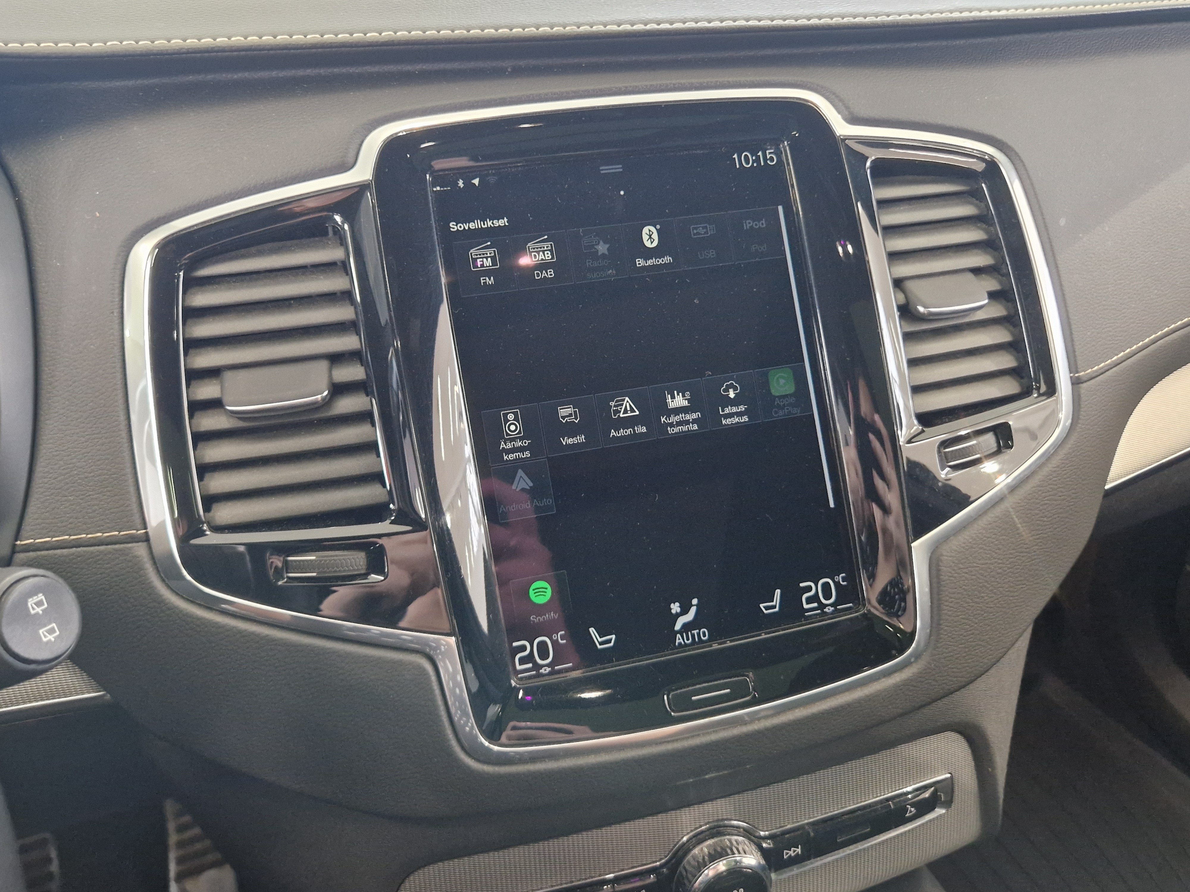 Volvo XC90 T8 TWE AWD R-DESIGN TAKUU 12KK/20TKM