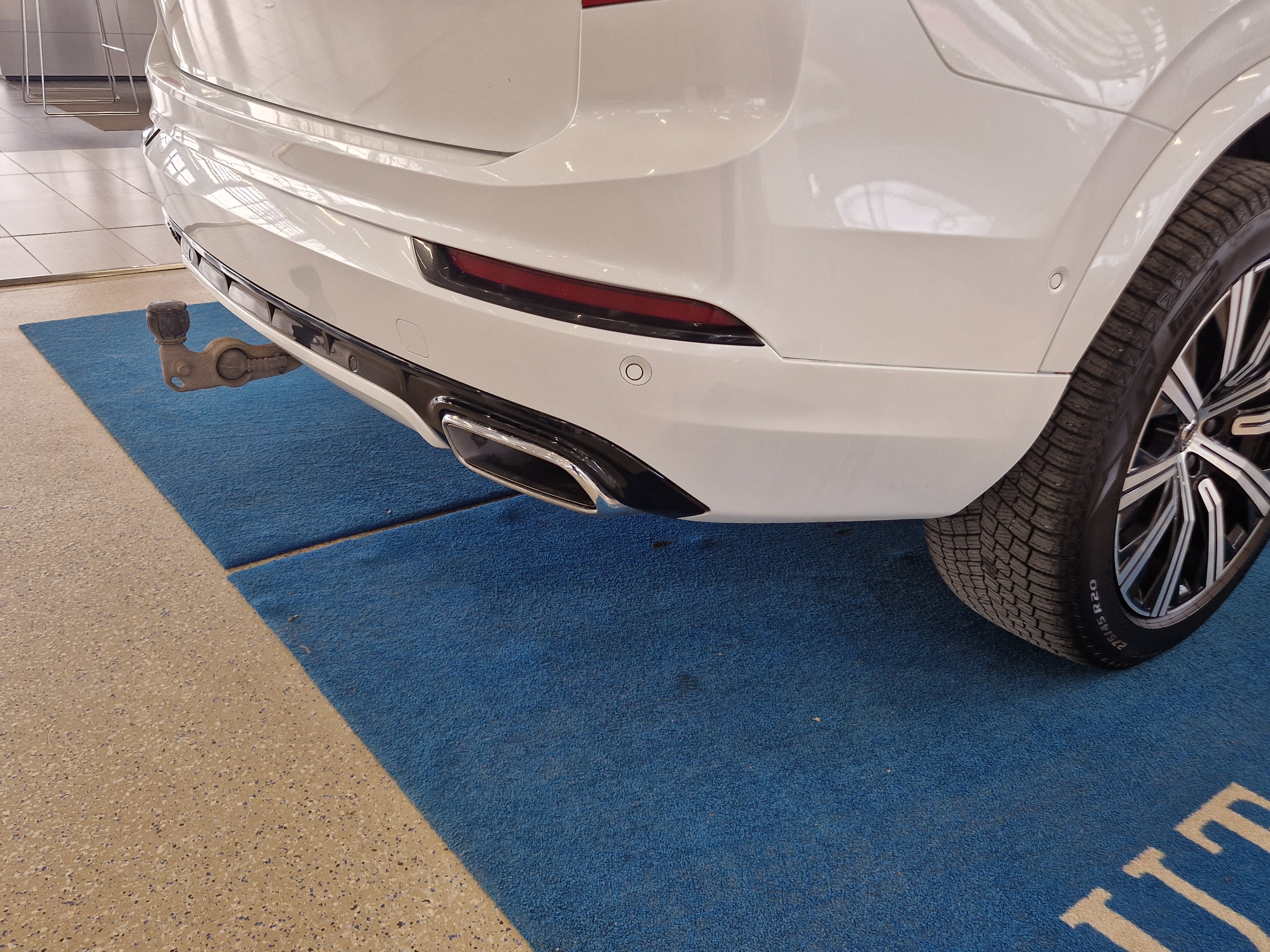 Volvo XC90 T8 TWE AWD R-DESIGN TAKUU 12KK/20TKM